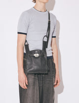 MARKET SHOULDER BAG IN SHRINK LEATHER