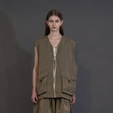 WM02-BE252023 POLYESTER YARN DYED GABARDINE ZIP VEST