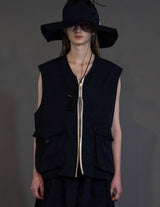 WM02-BE252023 POLYESTER YARN DYED GABARDINE ZIP VEST