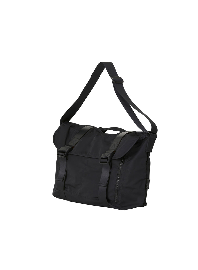 AMIACALVA F036 GABARDINE MESSENGER BAG BLACK – hideandseekStore