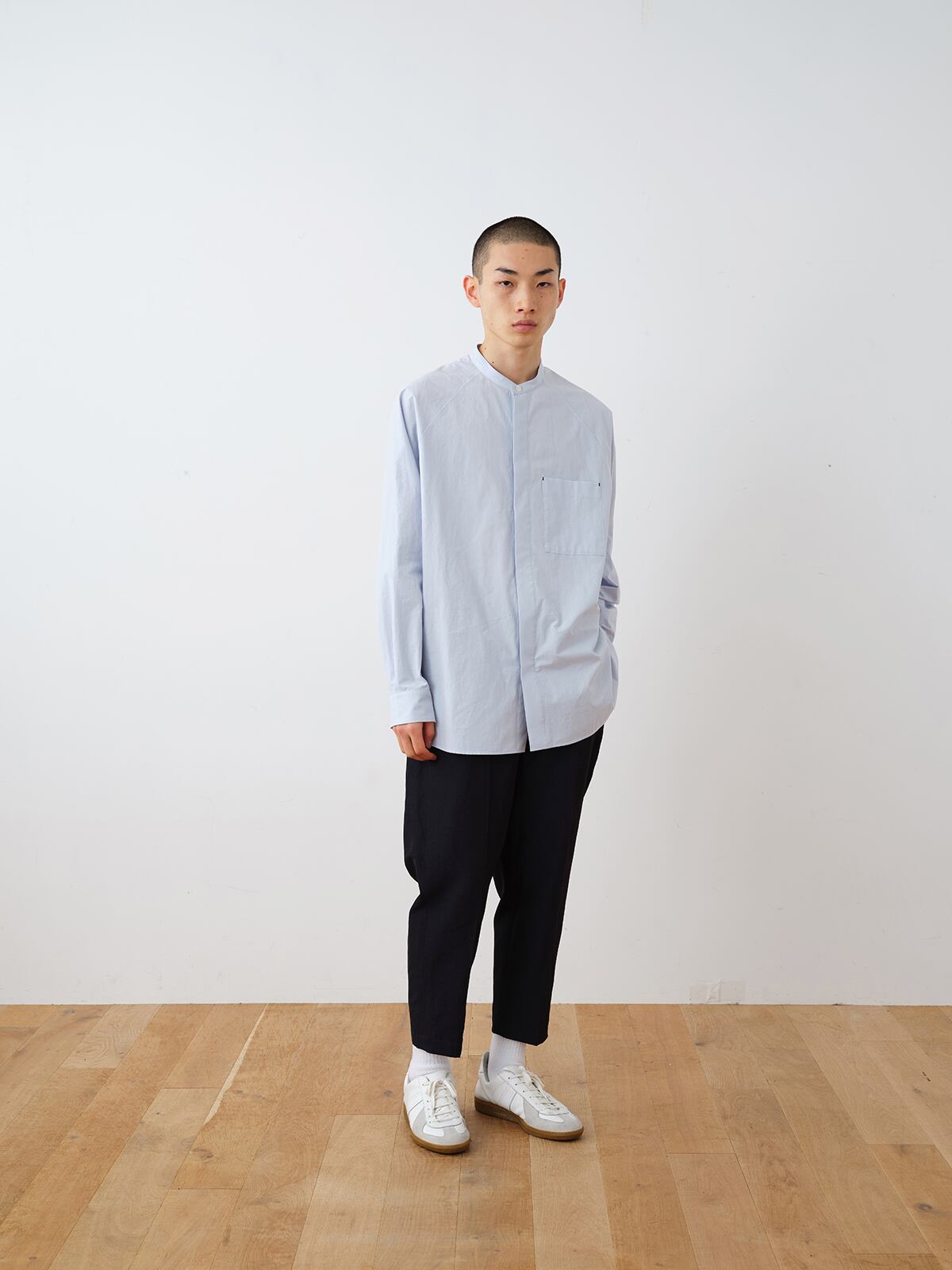 ATELIER BÉTON 23112G COMPACT WEATHER BAND COLLAR SHIRT – hideandseekStore