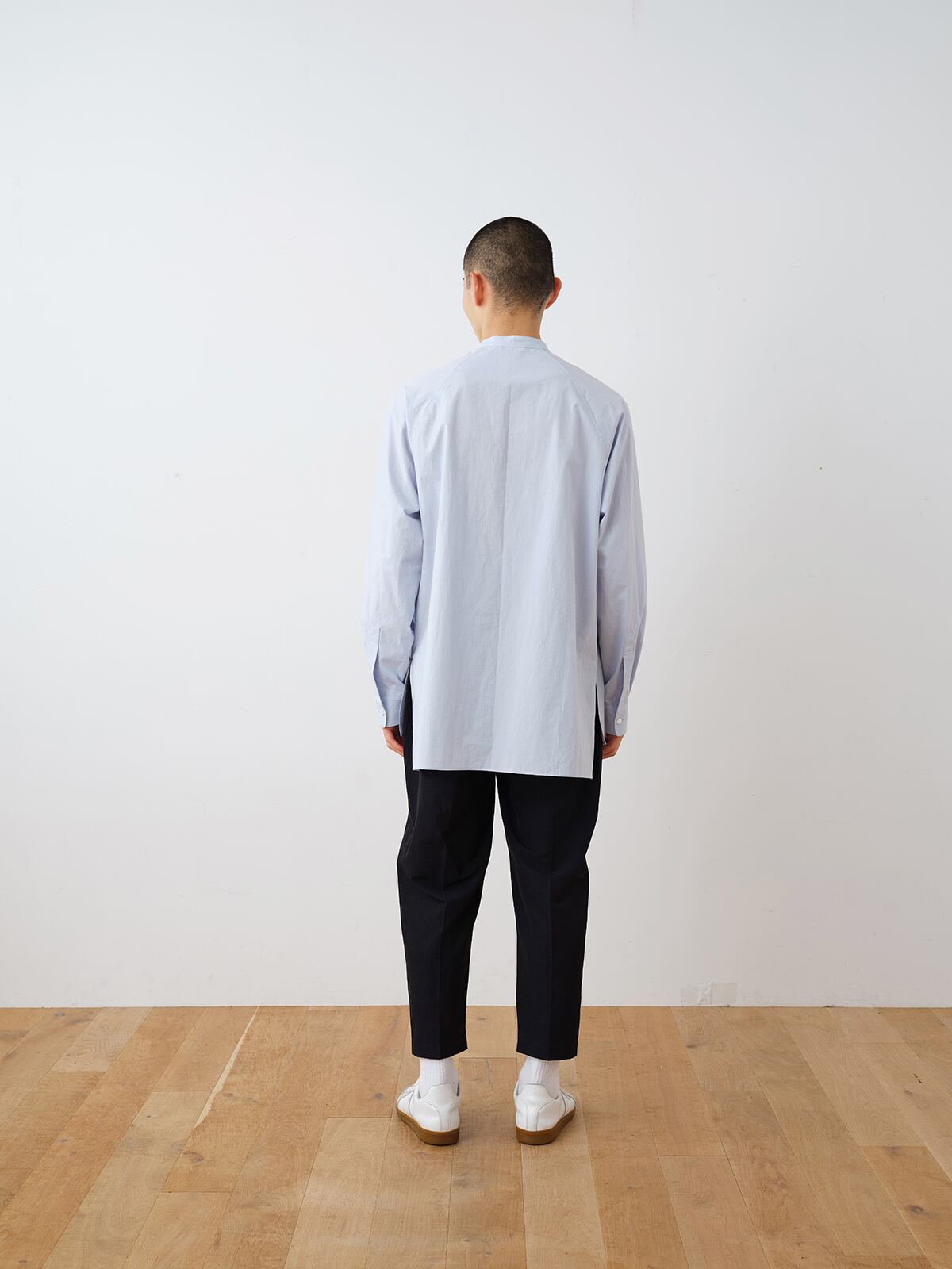ATELIER BÉTON 23112G COMPACT WEATHER BAND COLLAR SHIRT – hideandseekStore