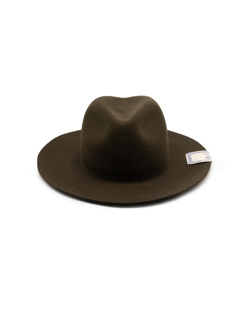 D-00634 TRAVELERS HAT