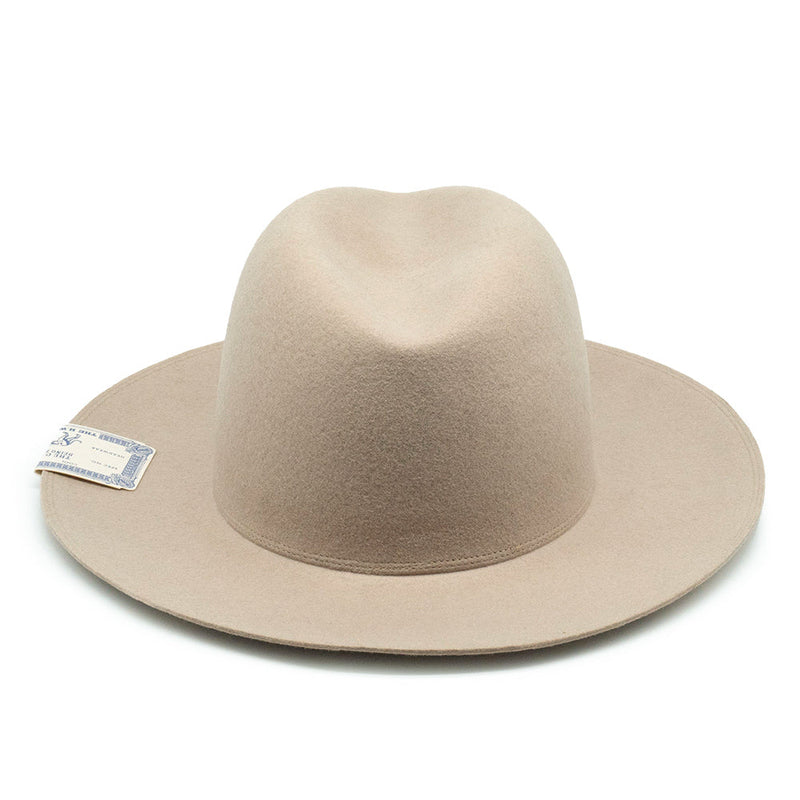 D-00634 TRAVELERS HAT