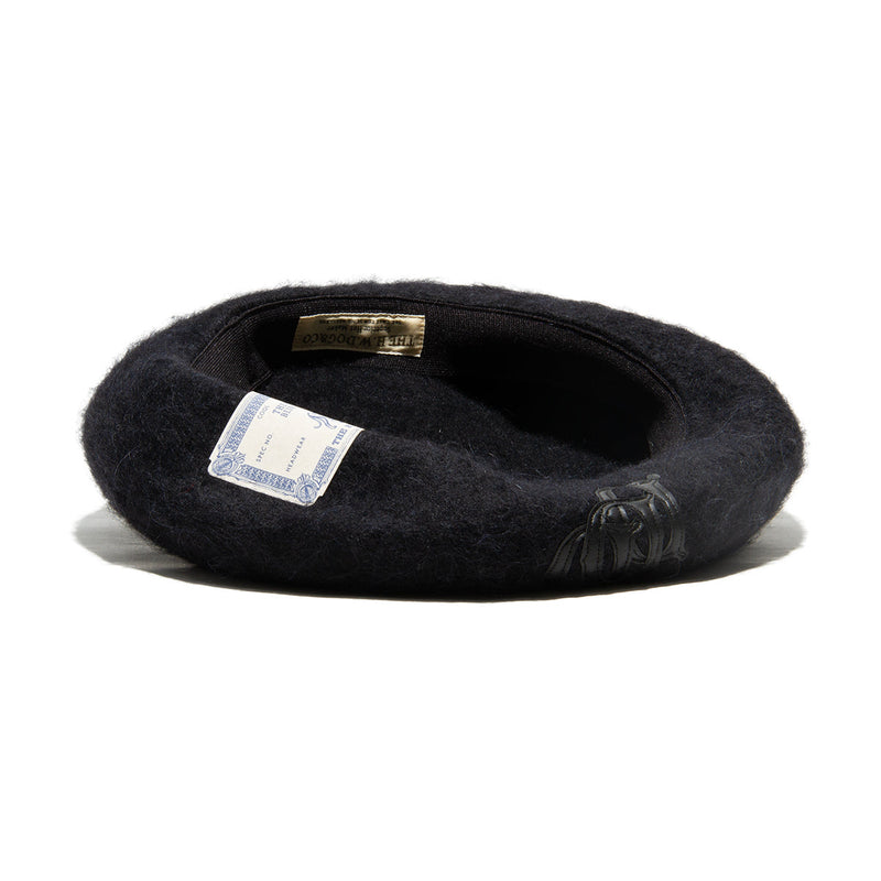 D-00994 LEATHER WAPPEN FLUFFY BERET
