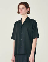 M26B08SH02B WOOL HIGH TWIST TROPICAL OPEN COLLAR S/S SHIRT WITH HEM TAB