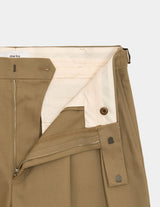 M26B15PT02E ORGANIC COTTON GABARDINE TWO TUCK CROPPED TROUSERS