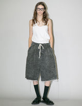 WM04-SP2610405B PIGMENT PRINT WASHED DENIM WIDE HALF PANTS