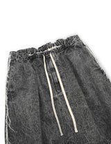 WM04-SP2610405B PIGMENT PRINT WASHED DENIM WIDE HALF PANTS