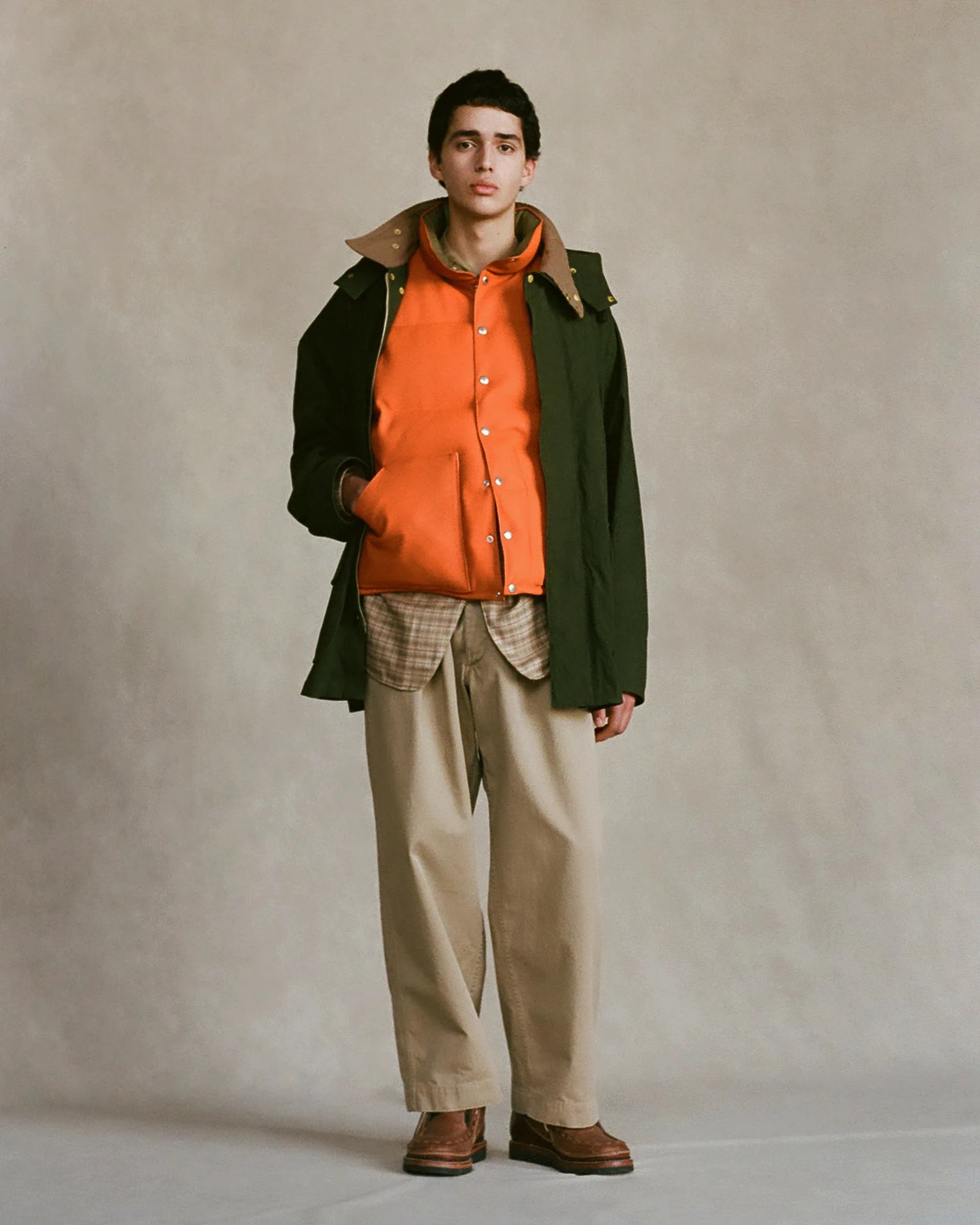 NICENESS NN-2302T16 ALBARN DISTRESSED RESIZED CHINO TROUSERS