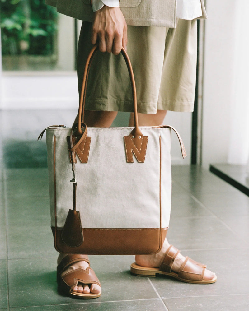 NN-4404A15 PELIGRO KEY CASE