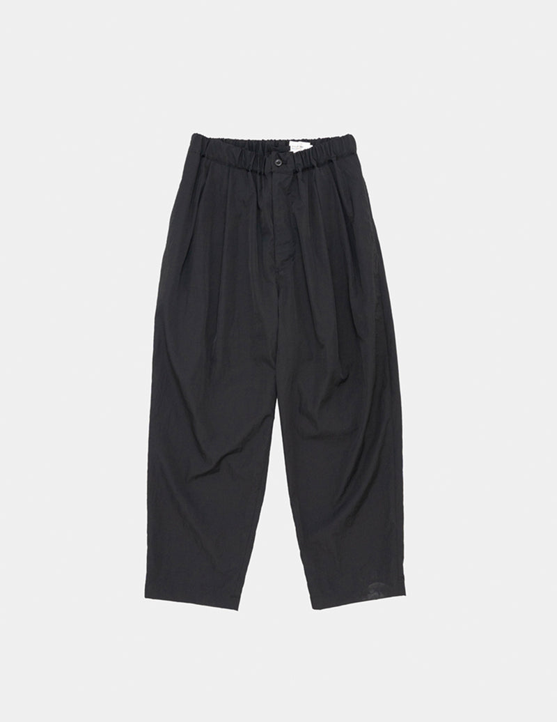 PT04252 NYLON 2 TUCK PANTS