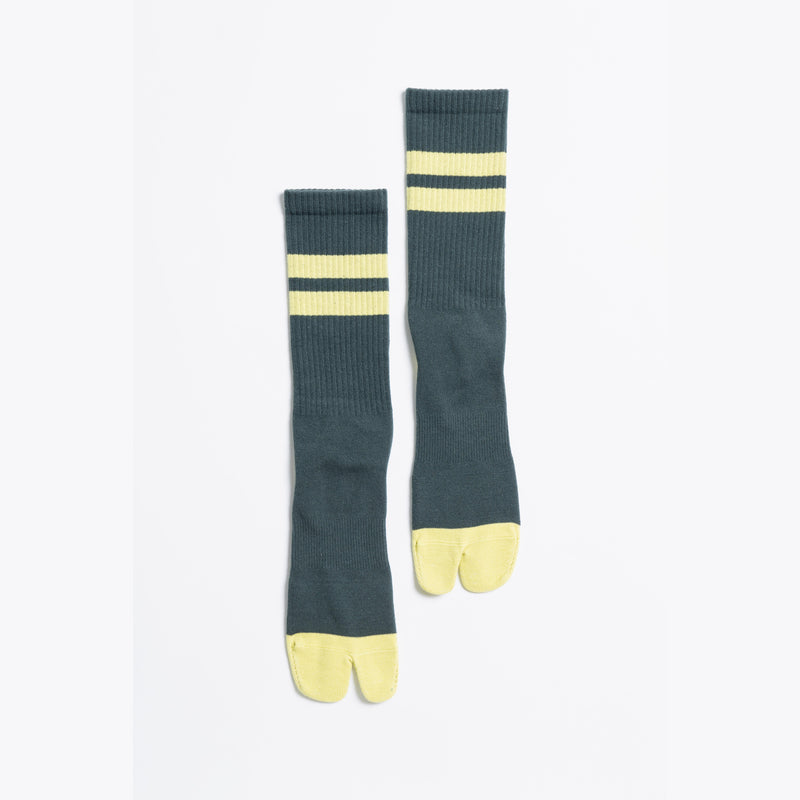 ND20X001FL SIGNATURE SOCKS - FOREST GREEN × LIME