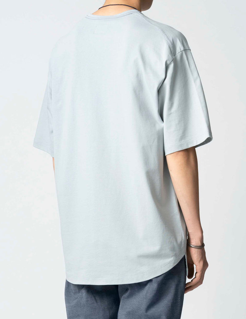 222-04051 BACK ROUND S/S TEE