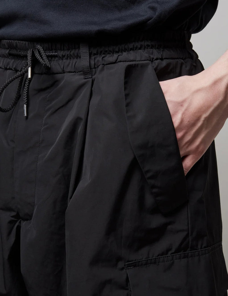 LOWNN NYLON CARGO SHORTS