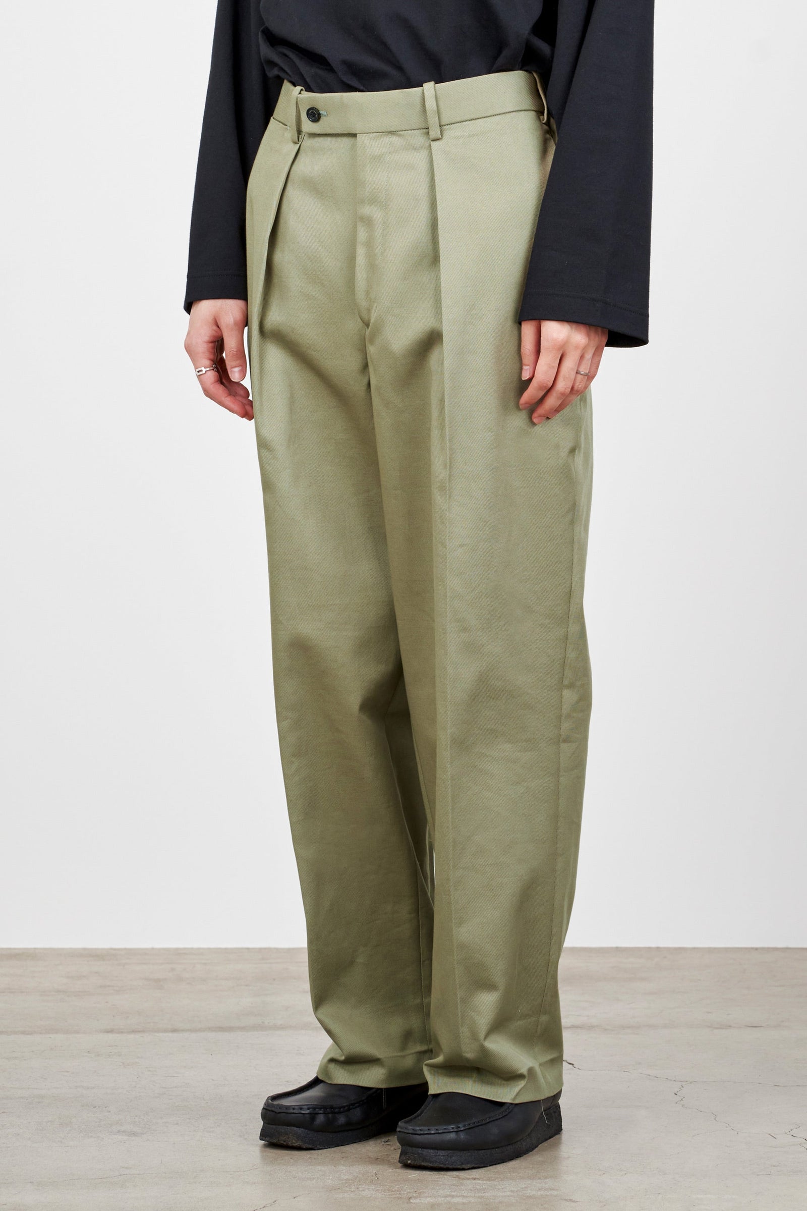 MARKAWARE CLASSIC FIT TROUSERSサイズ1 CLASSIC FIT TROUSERS ORGANIC COTTON SURVIVAL CLOTH