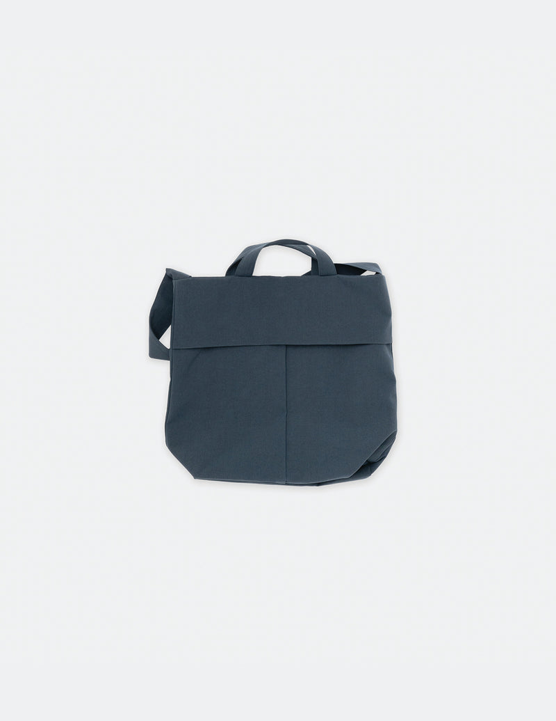 GD01231 A3 SHOULDER BAG