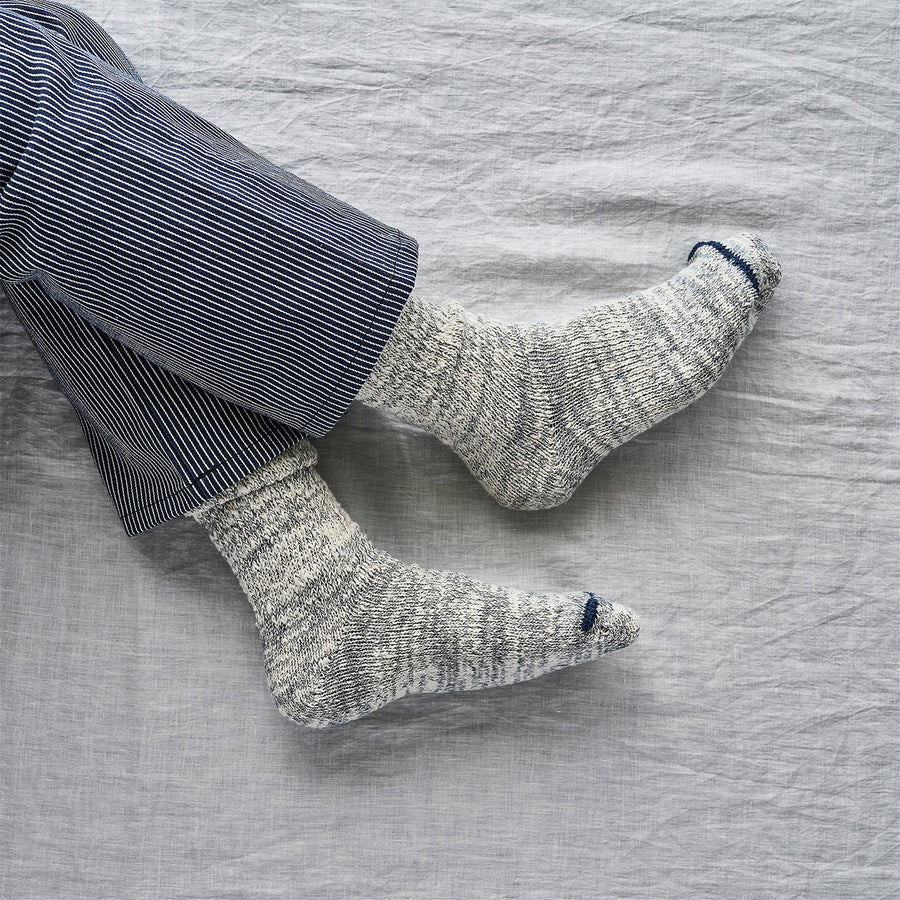 Yahae 7-5010 "GARABOU" ORGANIC COTTON SLIPPER SOCKS INDIGO